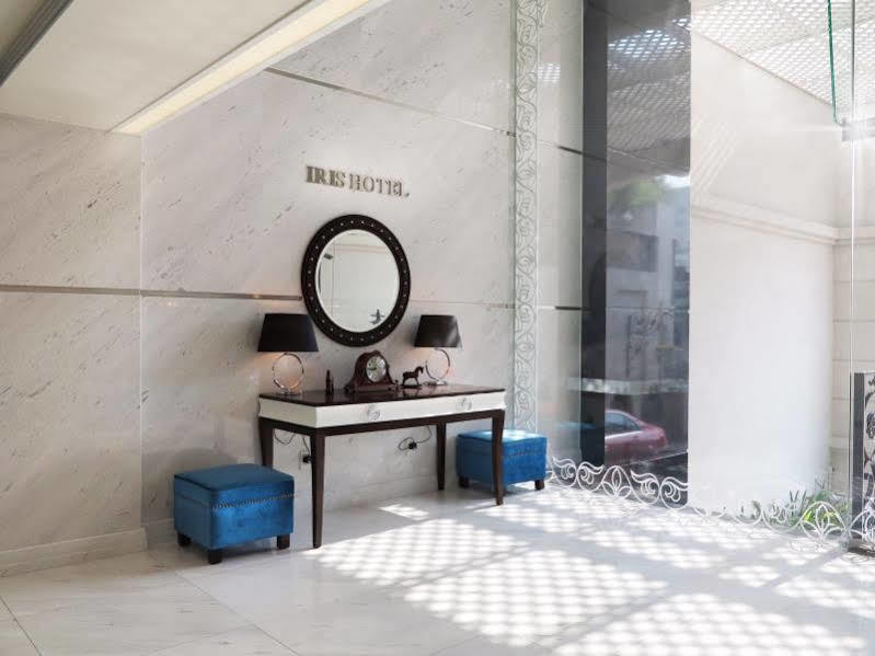 Iris Hotel Хошимін Екстер'єр фото
